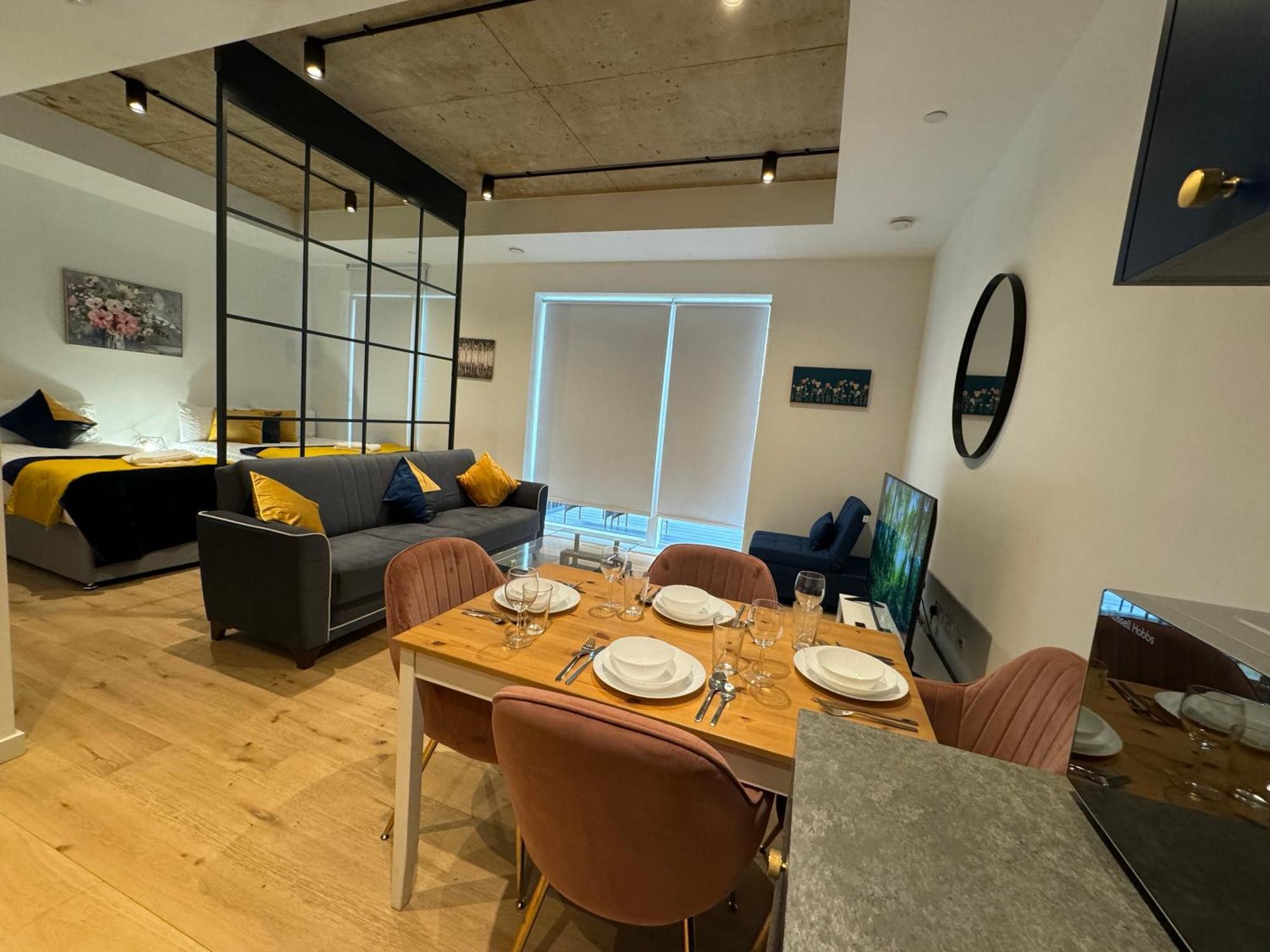 London Luxury Flat With Balcony, River View, O2 Arena, Excel, Canary Wharf, Station Daire Dış mekan fotoğraf